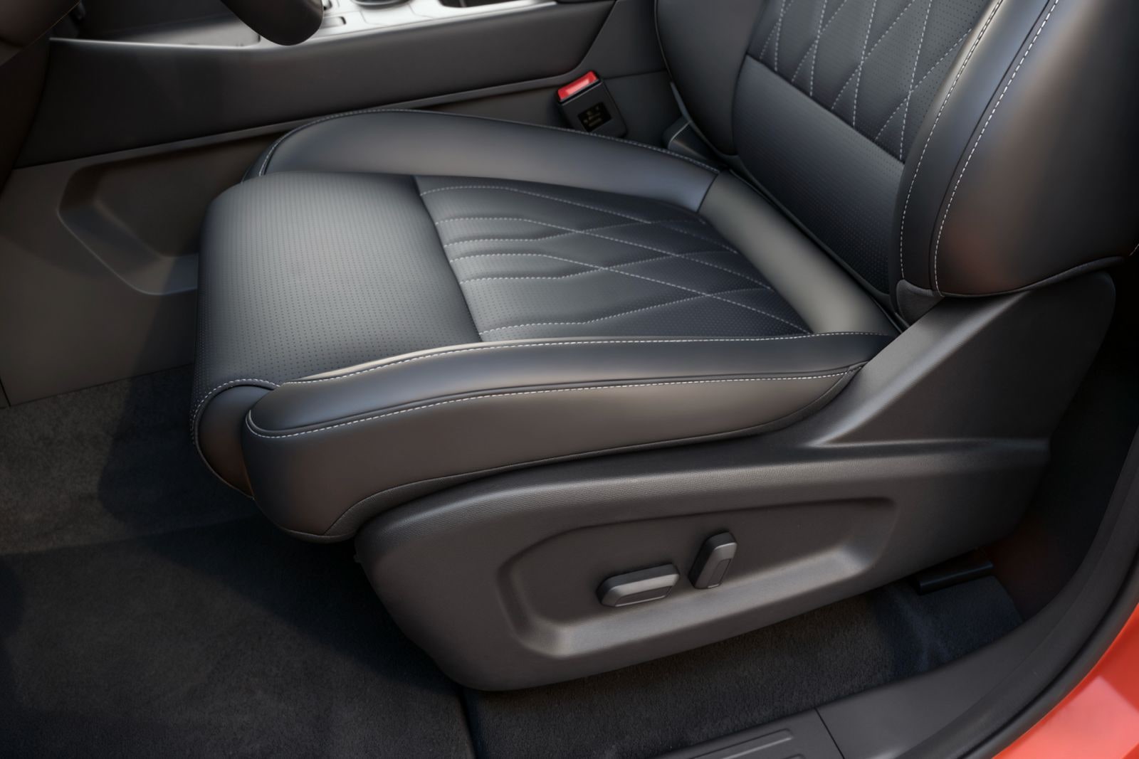 Rely R8 interior — Ventilated Leather